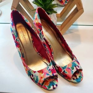 Christian Siriano size 11 heels.